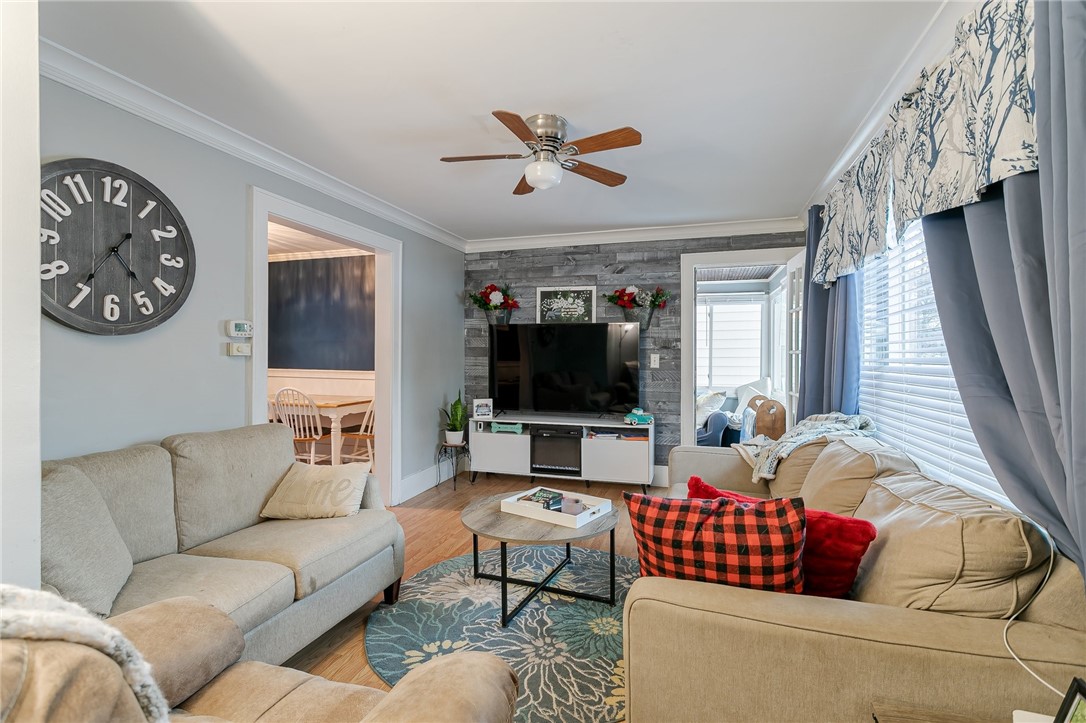 113 Mosley Road Greece, NY 14616 - Photo 5 of 33