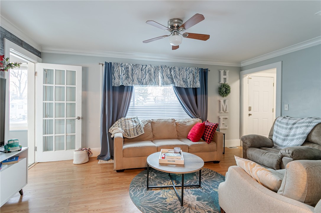 113 Mosley Road Greece, NY 14616 - Photo 7 of 33