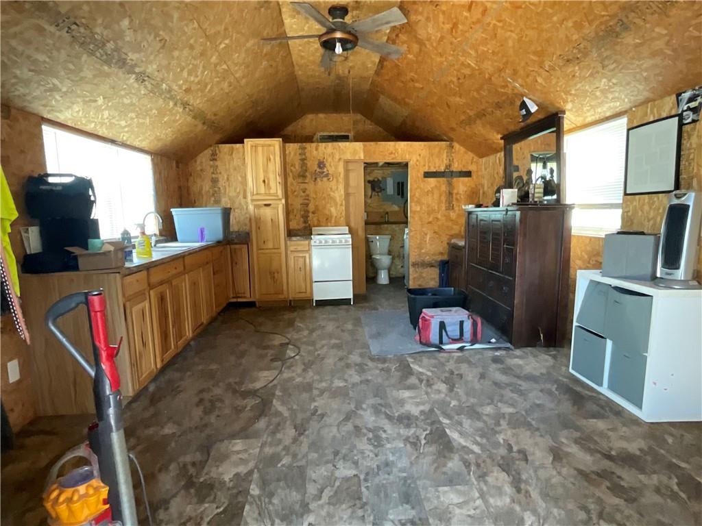 19383 Bottom View Road Lexington, MO 64067 - Photo 29 of 36