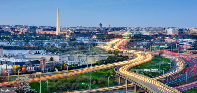 $3,450 | 1101 South Arlington Ridge Road, Unit 704, Arlington, VA 22202