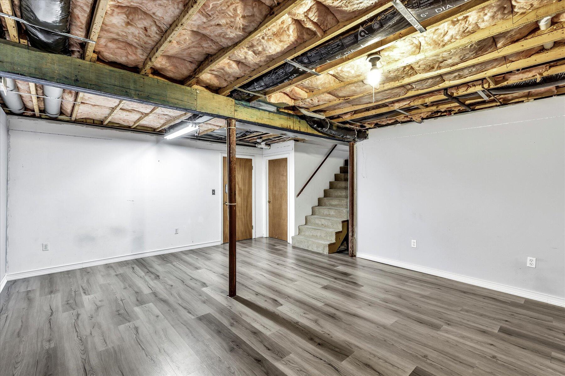 14 Bishops Park Mashpee, MA 02649 - Photo 34 of 42 a view of a room with wooden floor