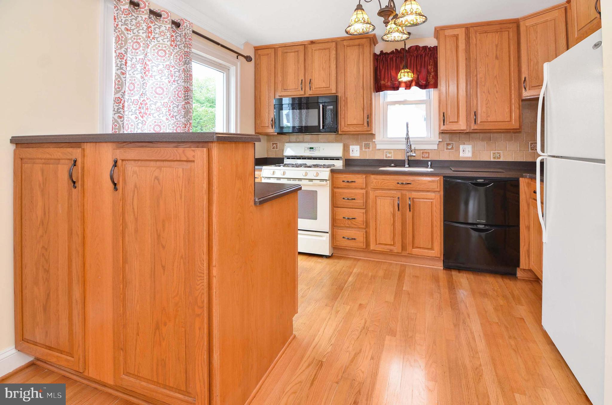 1813 Ellinwood Road Rosedale, MD 21237 - Photo 7 of 17