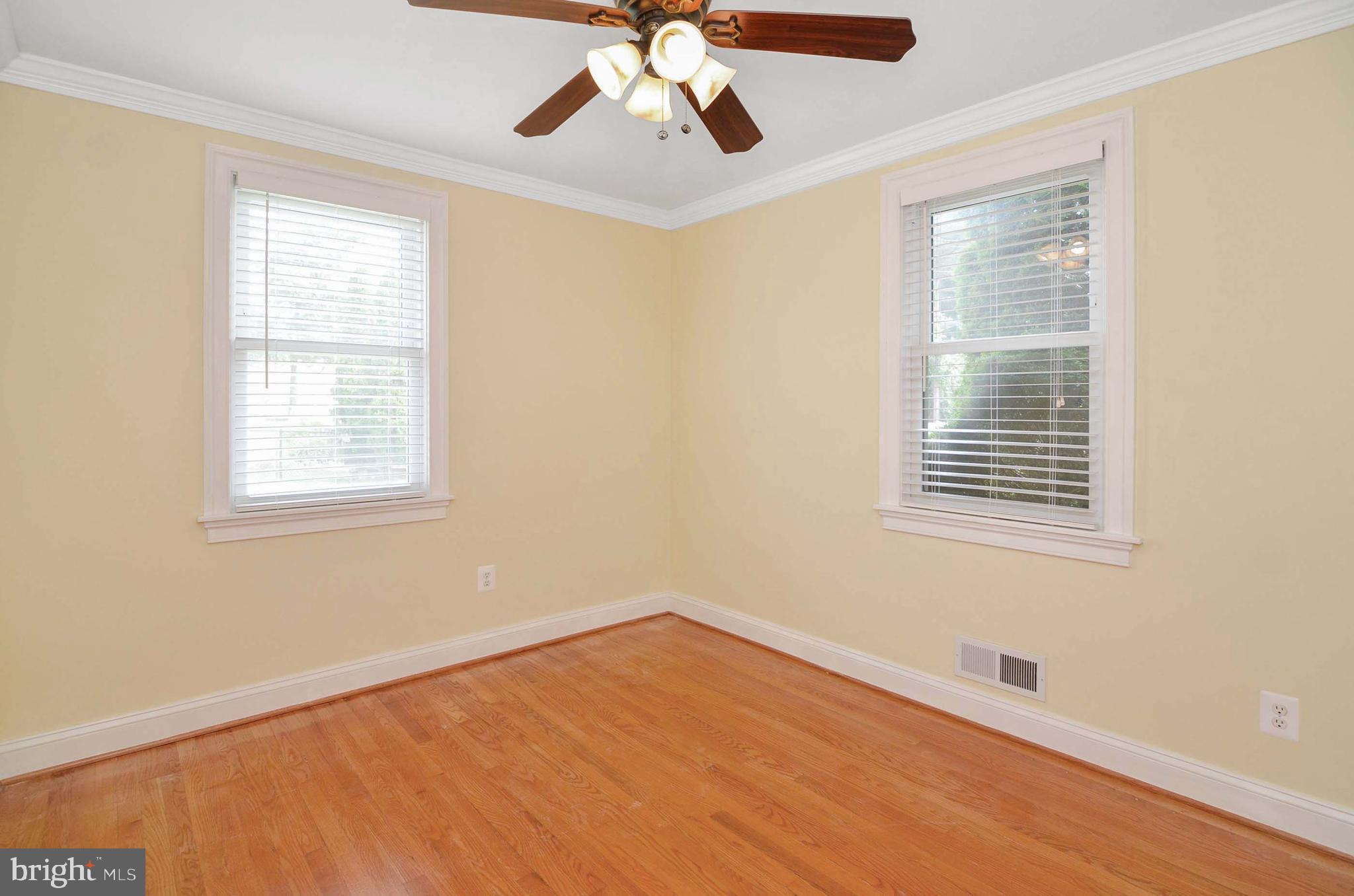 1813 Ellinwood Road Rosedale, MD 21237 - Photo 9 of 17