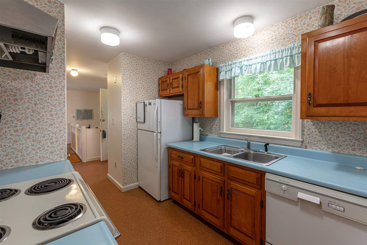 566 Middlebrook Road West Fairlee, VT 05045 - Photo 6 of 16