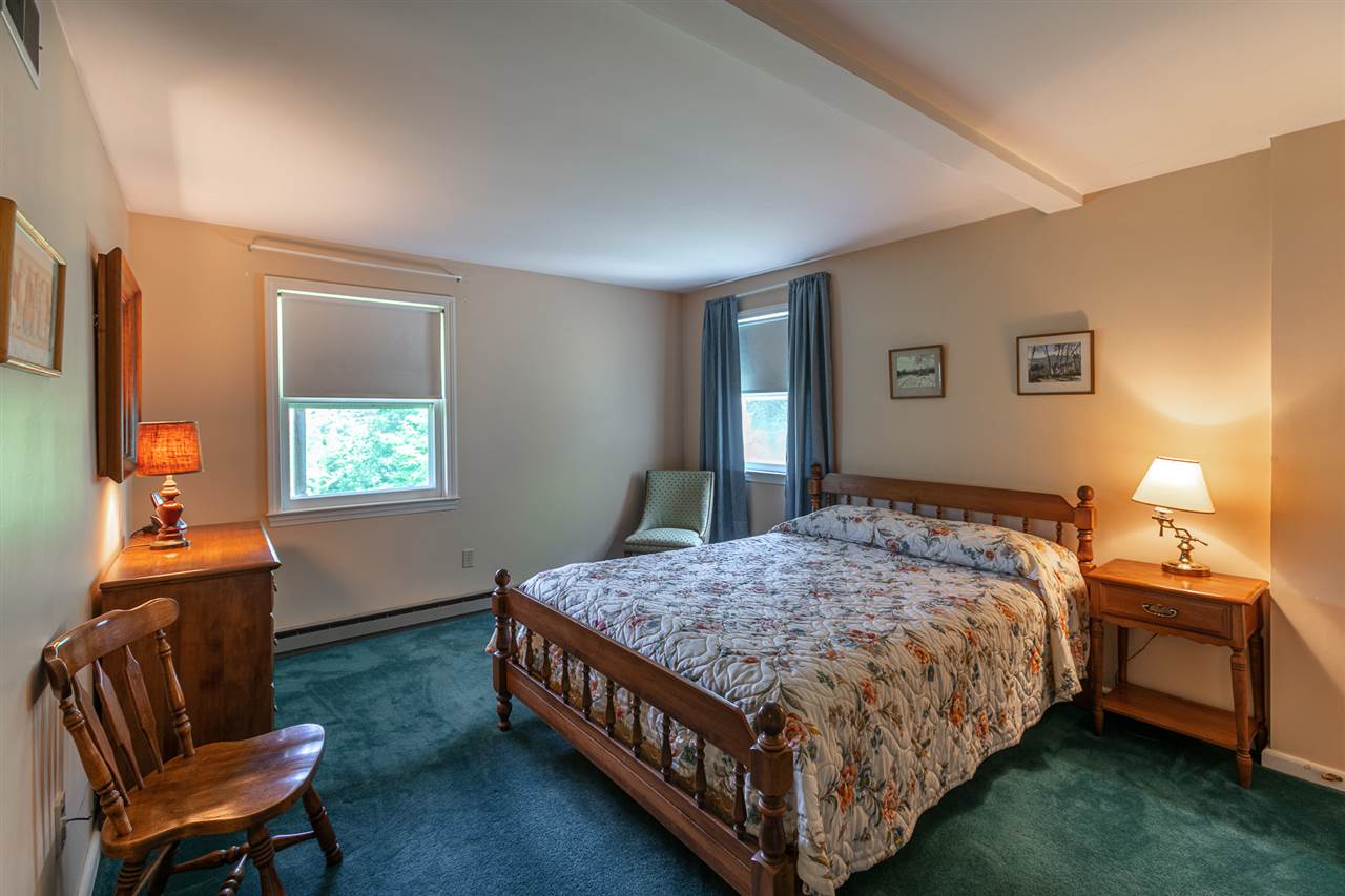566 Middlebrook Road West Fairlee, VT 05045 - Photo 9 of 16