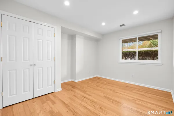 $3,400 | 132 Southport Woods Drive, Unit 132, Fairfield, CT 06890