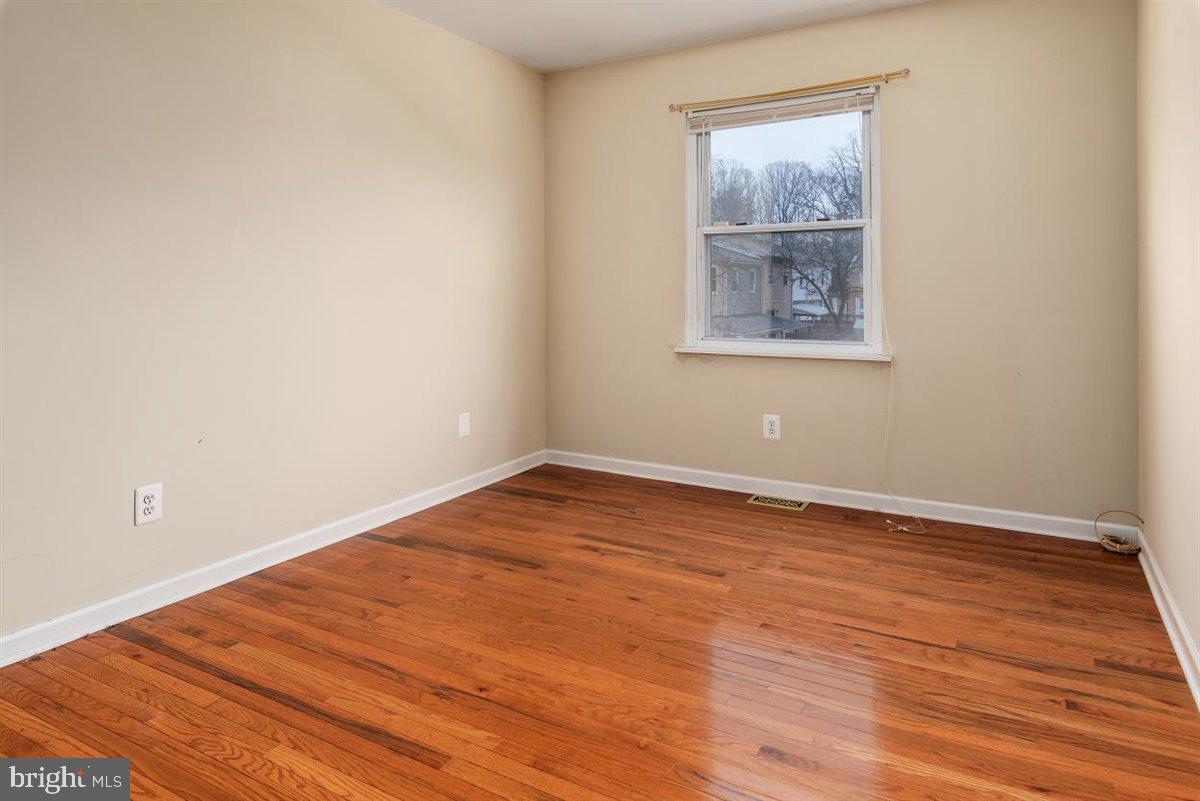 827 Thimbleberry Road Middle River, MD 21220 - Photo 20 of 32