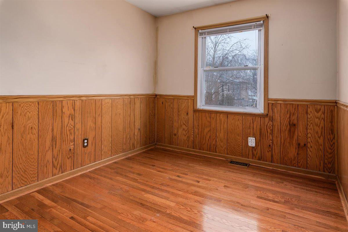 827 Thimbleberry Road Middle River, MD 21220 - Photo 23 of 32