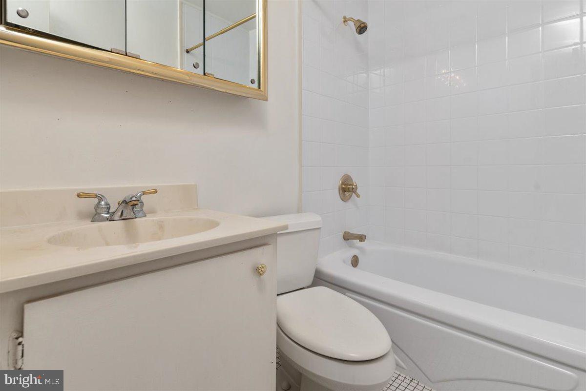827 Thimbleberry Road Middle River, MD 21220 - Photo 26 of 32