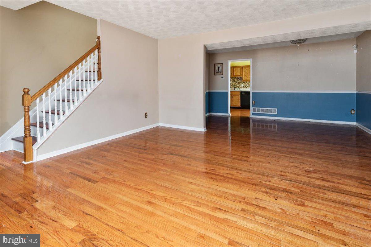 827 Thimbleberry Road Middle River, MD 21220 - Photo 7 of 32