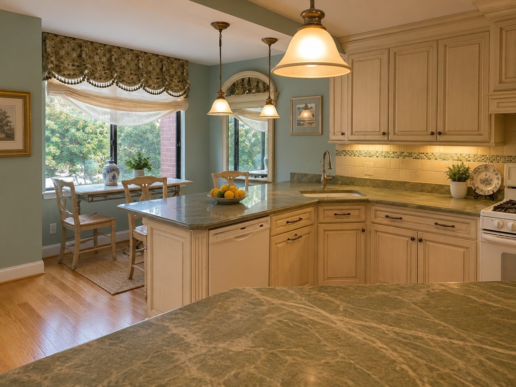 40 Village Road, Unit 602 Middleton, MA 01949 - Photo 14 of 39