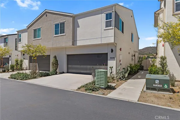 $675,000 | 35238 Blossom Place, Fallbrook, CA 92028