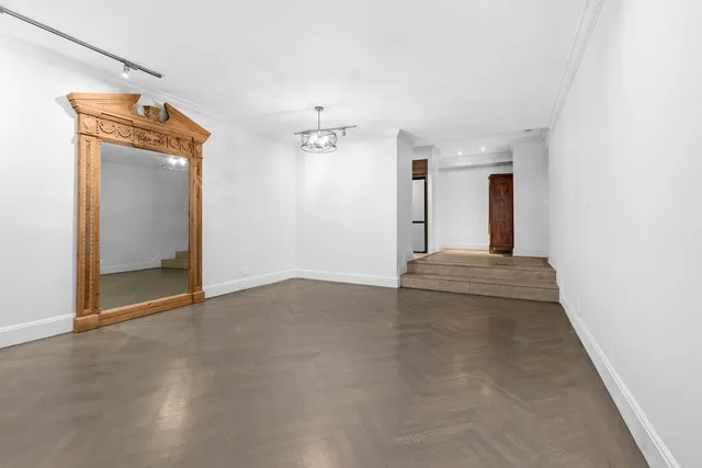 $9,500 | 150 Central Park South, Unit 910 | Central Park South