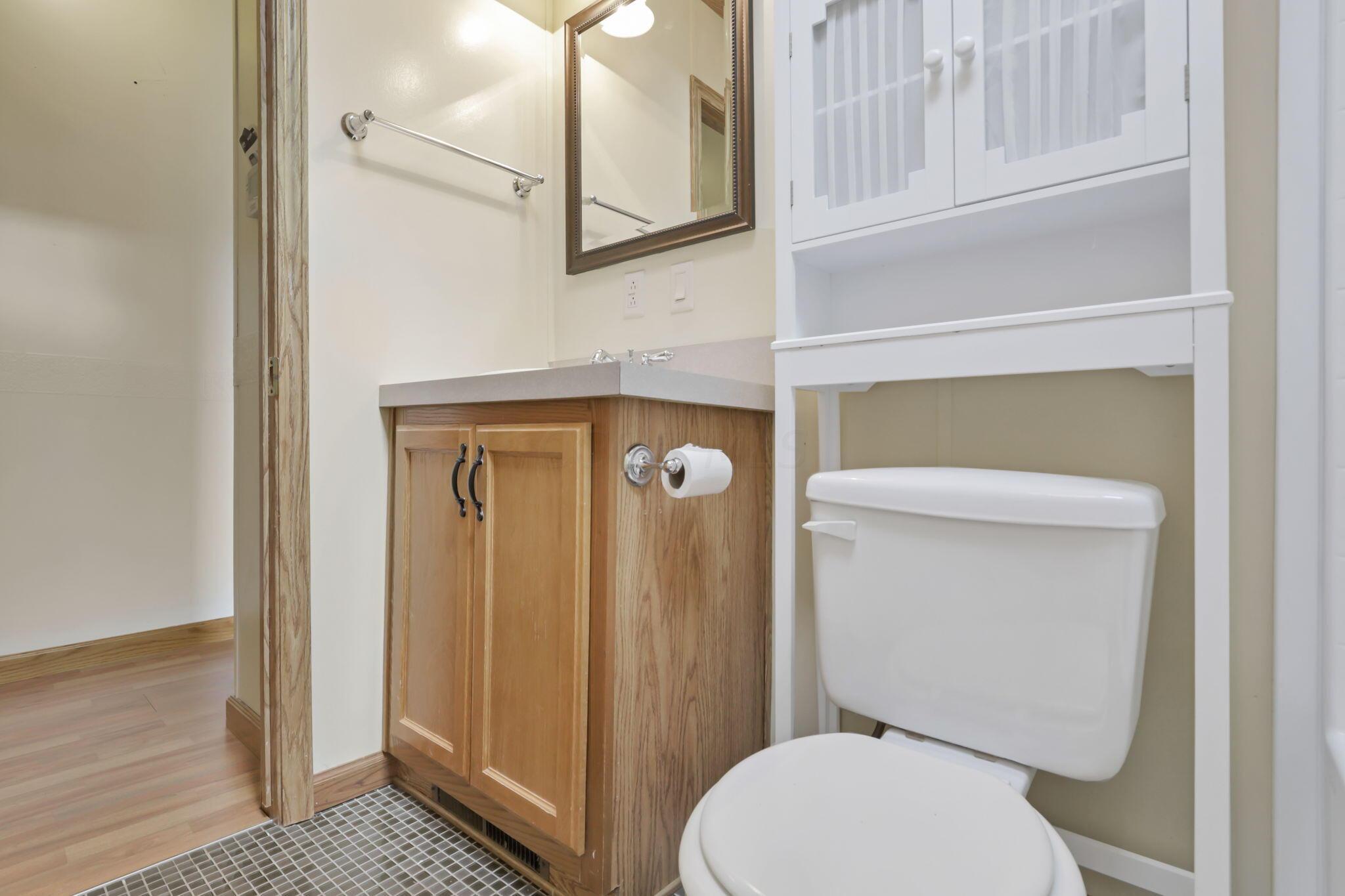13055 Cooksey Road Utica, OH 43080 - Photo 39 of 84 Bath #2