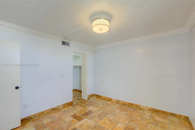 $250,000 | 2350 Northeast 135th Street, Unit 1503, North Miami, FL 33181