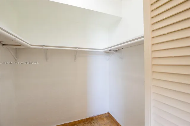 $250,000 | 2350 Northeast 135th Street, Unit 1503, North Miami, FL 33181