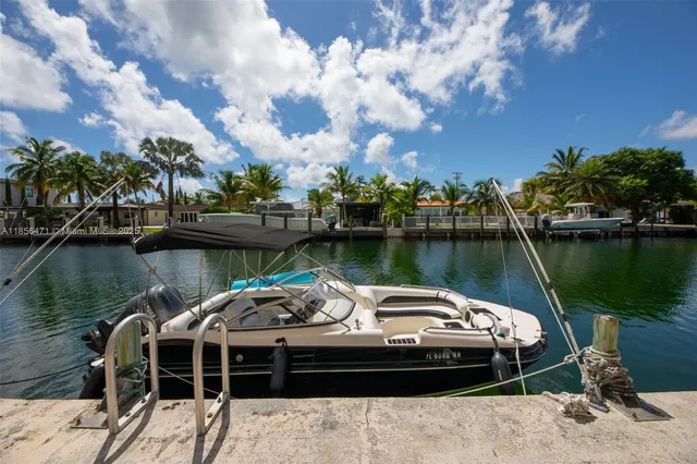 $250,000 | 2350 Northeast 135th Street, Unit 1503, North Miami, FL 33181