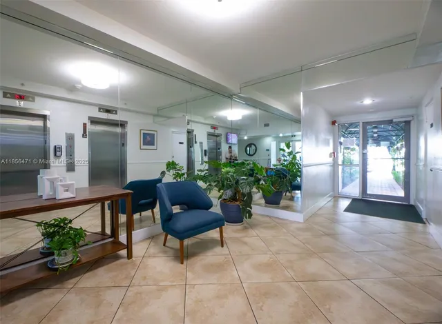 $250,000 | 2350 Northeast 135th Street, Unit 1503, North Miami, FL 33181