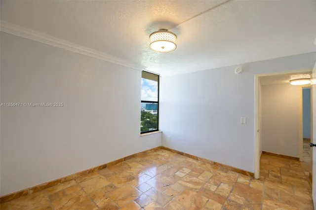 $250,000 | 2350 Northeast 135th Street, Unit 1503, North Miami, FL 33181