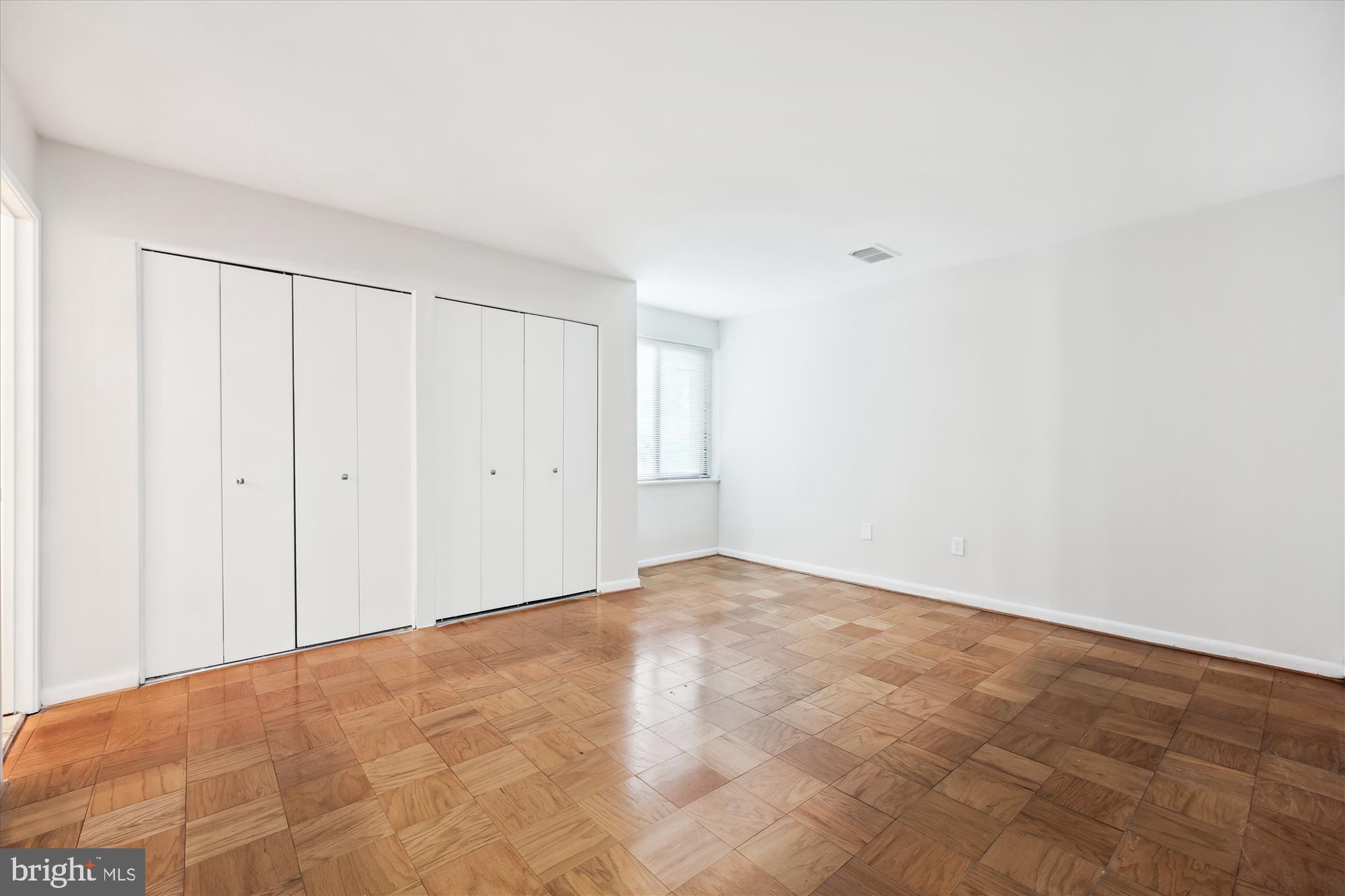 2113 Walsh View Terrace, Unit 9101 Silver Spring, MD 20902 - Photo 16 of 41 Primary Bedroom