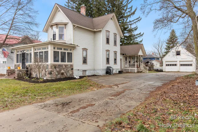 $248,000 | 509 West Michigan Avenue, Marshall, MI 49068