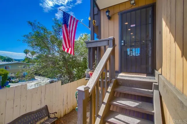 a view of entryway with a front door