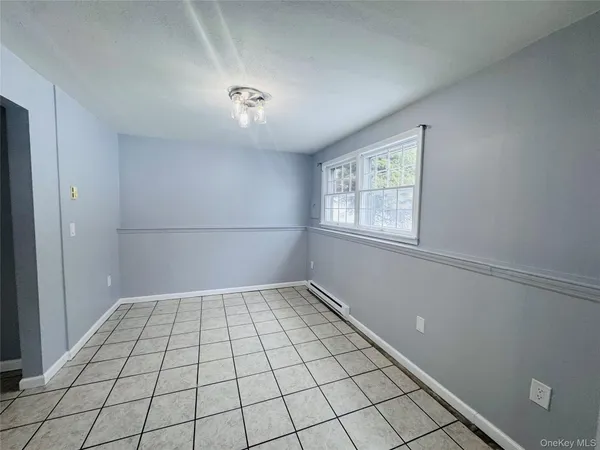 $2,500 | 87 Ellis Avenue, Newburgh, NY 12550