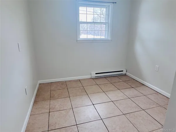 $2,500 | 87 Ellis Avenue, Newburgh, NY 12550