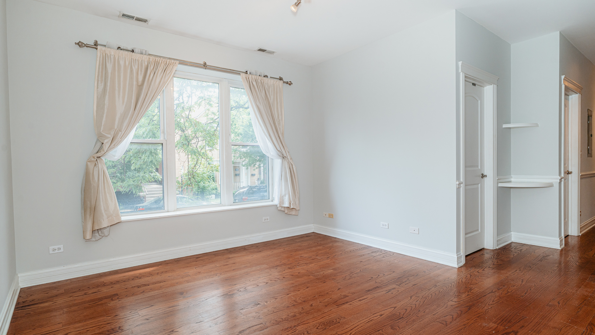 3604 West George Street, Unit 1 Chicago, IL 60618 - Photo 6 of 17