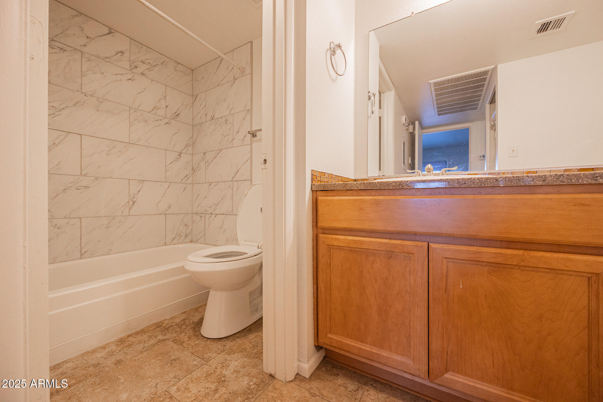 2625 East Indian School Road, Unit 232 Phoenix, AZ 85016 - Photo 14 of 21 B33A6524