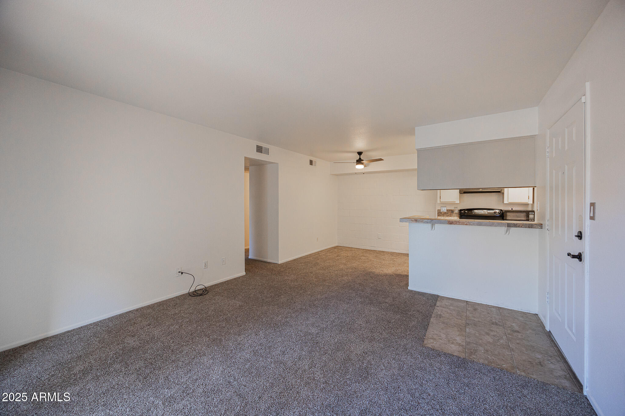 2625 East Indian School Road, Unit 232 Phoenix, AZ 85016 - Photo 7 of 21 B33A6517