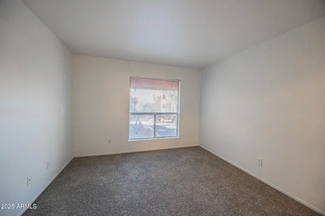 $1,295 | 2625 East Indian School Road, Unit 232, Phoenix, AZ 85016