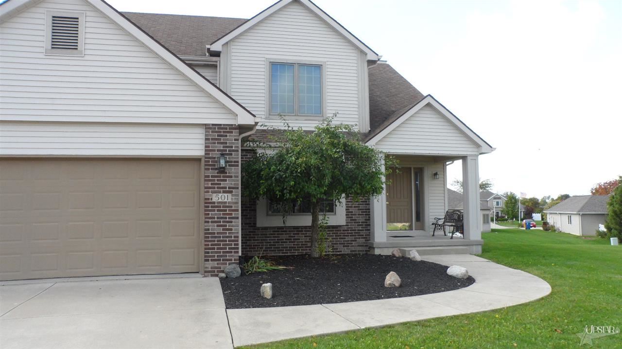 501 Hunters Ridge Auburn, IN 46706 - Photo 2 of 30 Gallery Image 2
