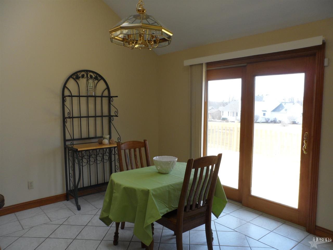 501 Hunters Ridge Auburn, IN 46706 - Photo 11 of 30 Gallery Image 11
