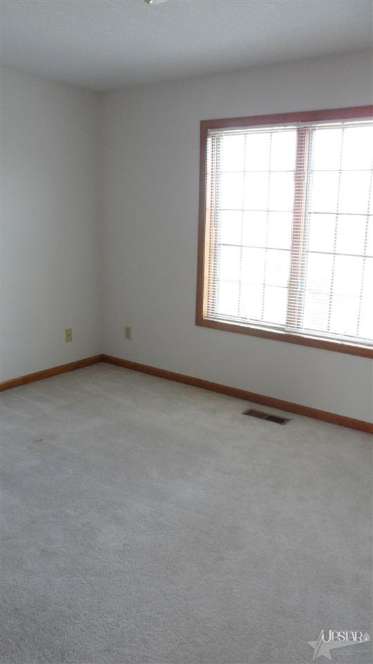 501 Hunters Ridge Auburn, IN 46706 - Photo 19 of 30 Gallery Image 19