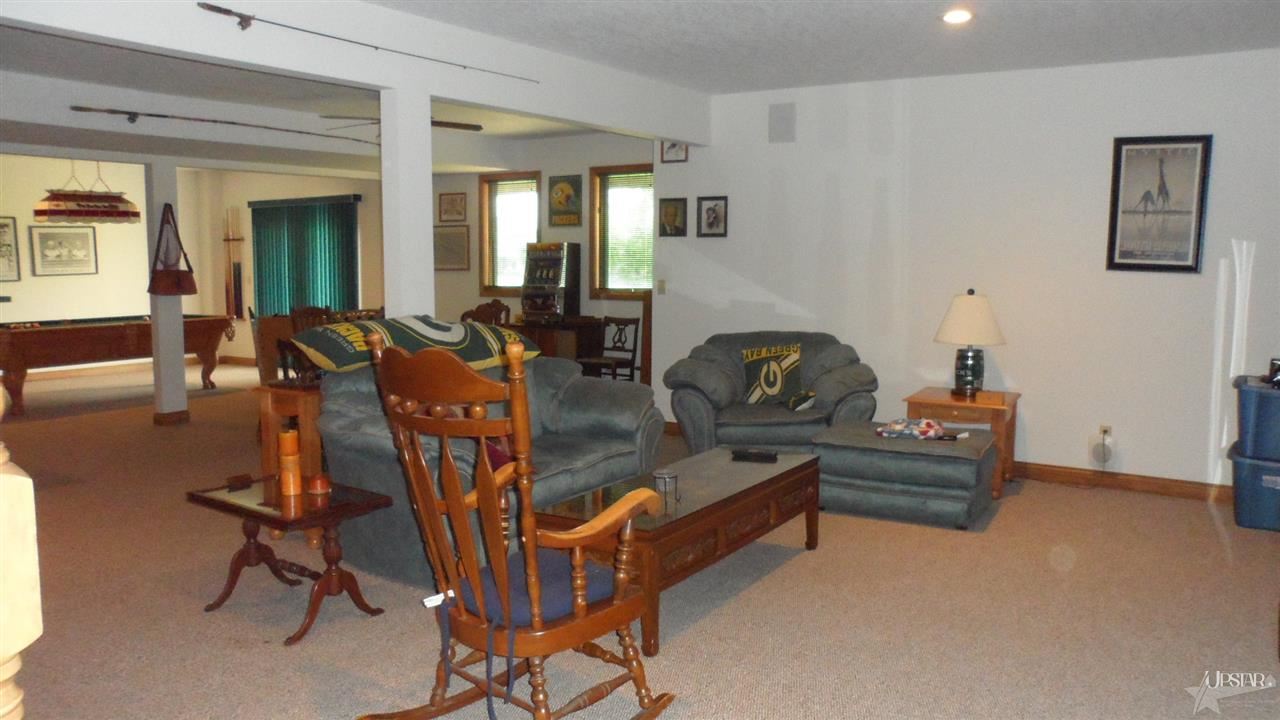 501 Hunters Ridge Auburn, IN 46706 - Photo 22 of 30 Gallery Image 22