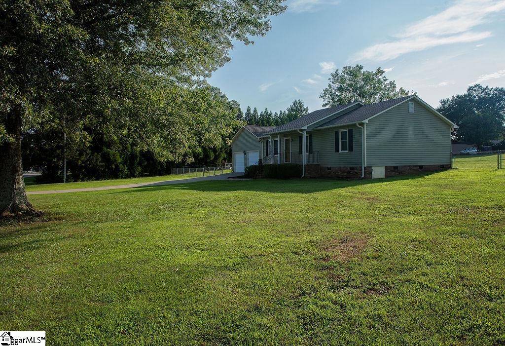 130 Archibald Road Chesnee, SC 29323 - Photo 2 of 16 Gallery Image 2