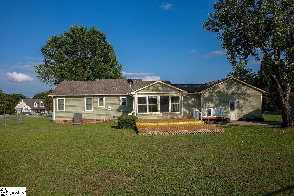 130 Archibald Road Chesnee, SC 29323 - Photo 6 of 16 Gallery Image 6