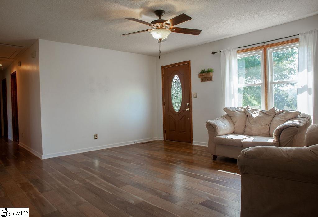 130 Archibald Road Chesnee, SC 29323 - Photo 7 of 16 Gallery Image 7