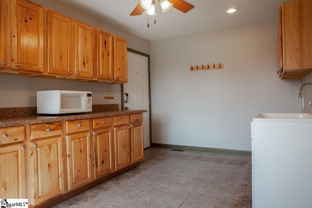 130 Archibald Road Chesnee, SC 29323 - Photo 10 of 16 Gallery Image 10