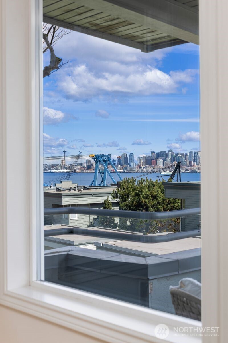 2349 Harbor Avenue Southwest, Unit 701 Seattle, WA 98126 - Photo 20 of 39 a view of a glass door