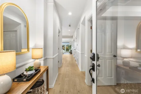 $750,000 | 2349 Harbor Avenue Southwest, Unit 701, Seattle, WA 98126