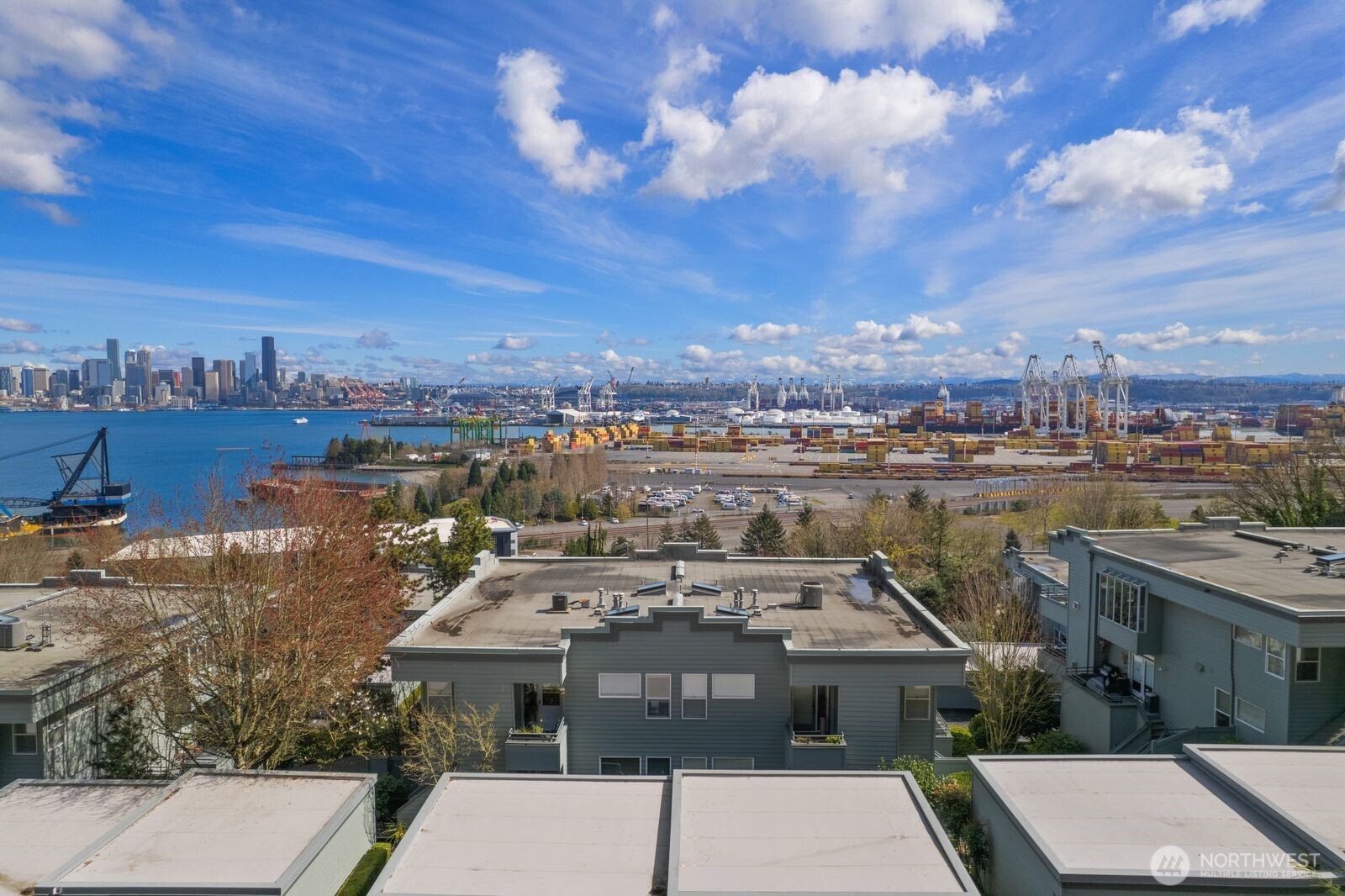 2349 Harbor Avenue Southwest, Unit 701 Seattle, WA 98126 - Photo 26 of 36