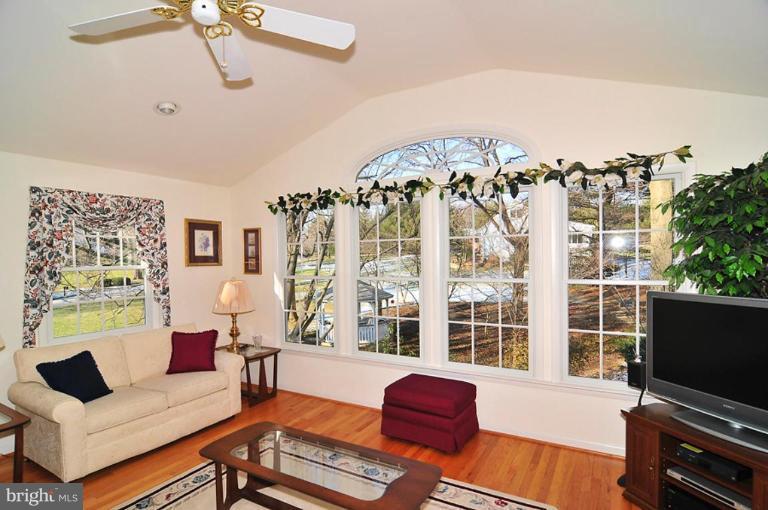 5125 Durham Road East Columbia, MD 21044 - Photo 16 of 21 Great Room