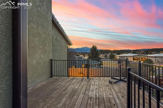 $570,000 | 2430 Zane Circle, Colorado Springs, CO 80909