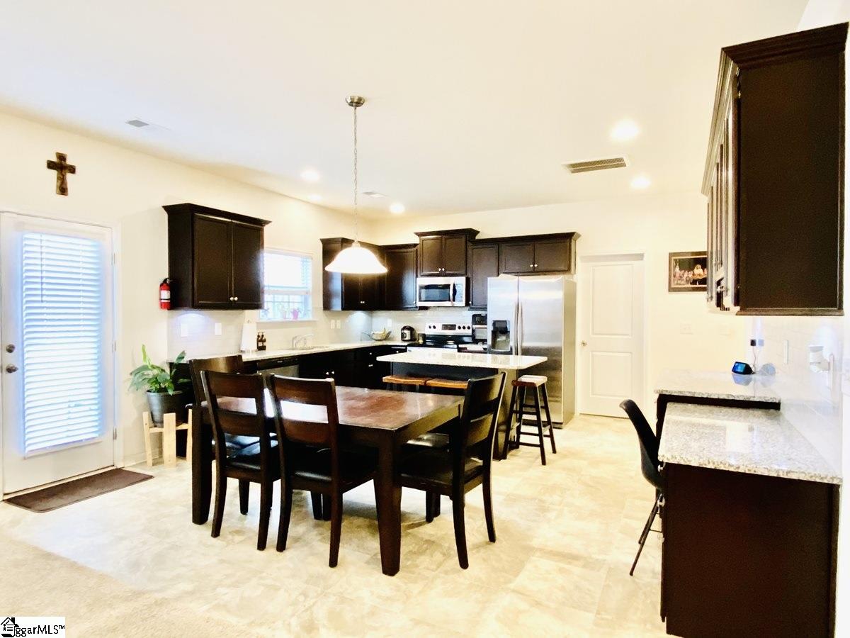 213 Lake Grove Road Simpsonville, SC 29681 - Photo 11 of 27 Gallery Image 11