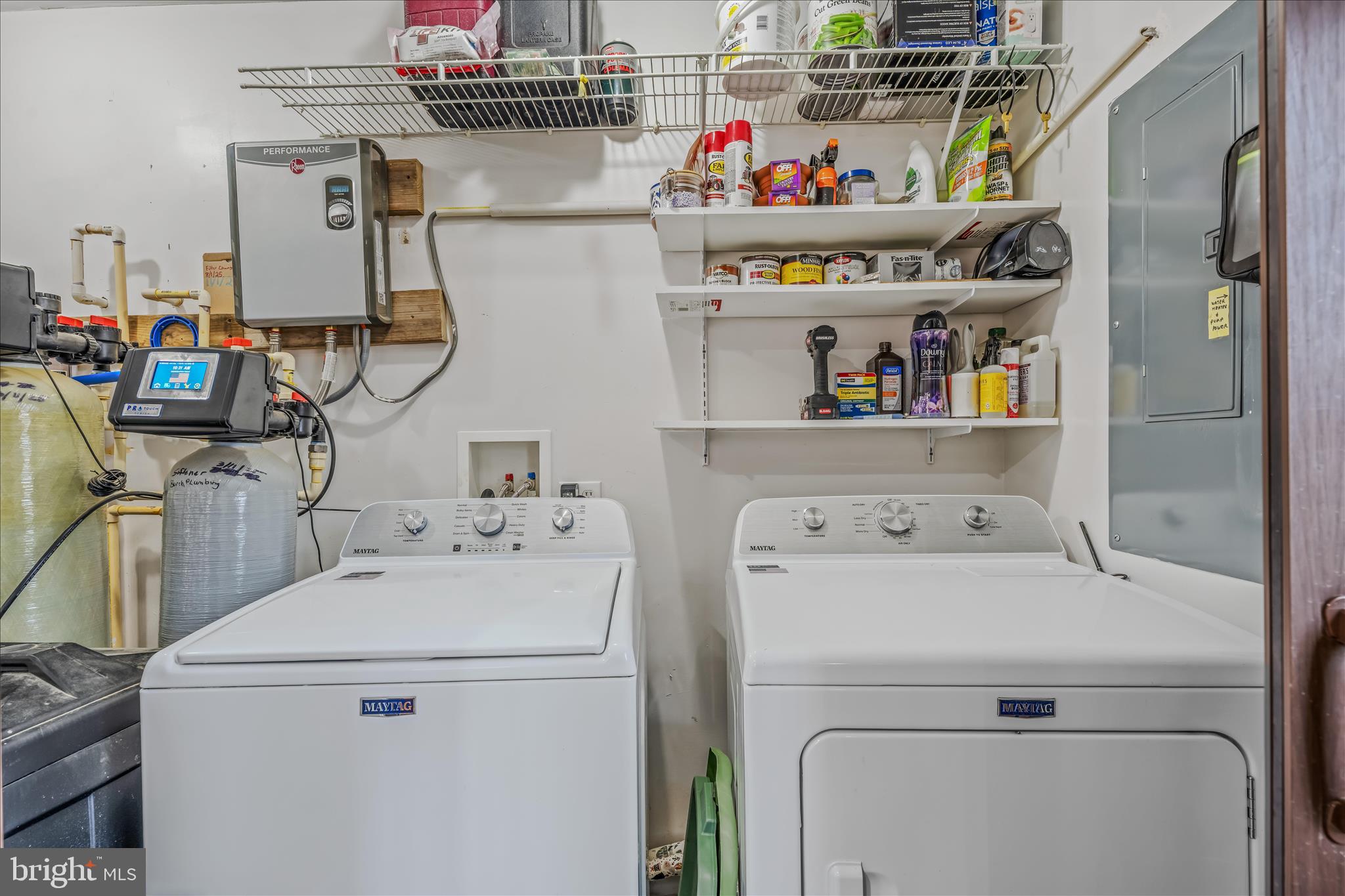 384 Trapper Ridge Lane Hedgesville, WV 25427 - Photo 19 of 52 a utility room with dryer and washer