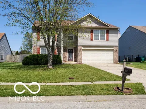 $348,900 | 7723 Crooked Meadows Drive, Indianapolis, IN 46268