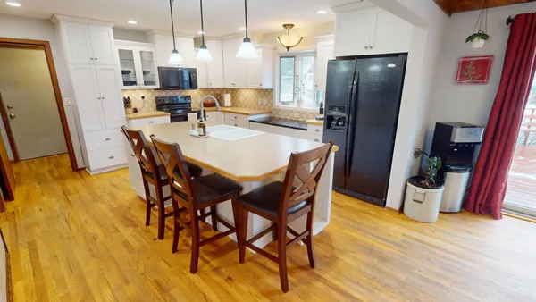 $319,900 | 1915 6th Avenue Northwest, Austin, MN 55912
