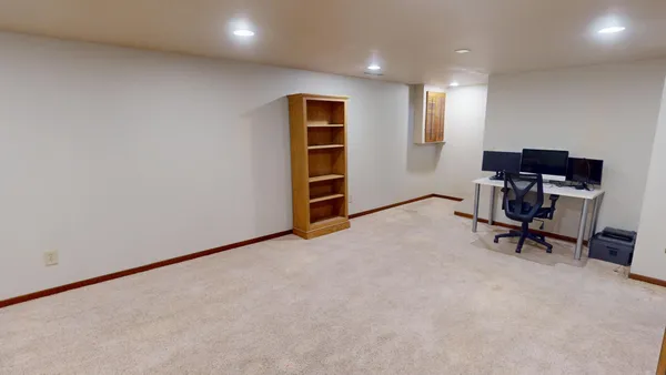 $319,900 | 1915 6th Avenue Northwest, Austin, MN 55912